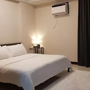 101 Newport Blvd C2 4f By Rechelle Nunag Hotel